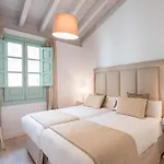 Palacio Cabrera - Lillo 4*