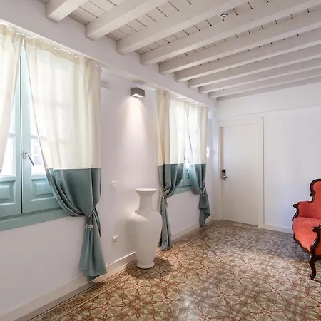 Palacio Cabrera - Lillo Apartment *