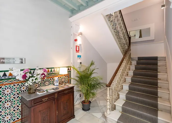 מלון דירות Palacio Cabrera - Lillo 4*