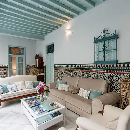 Hotel apartamentowy Palacio Cabrera - Lillo 4*