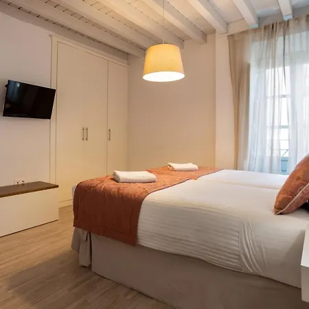 Hotel apartamentowy Palacio Cabrera - Lillo 4*